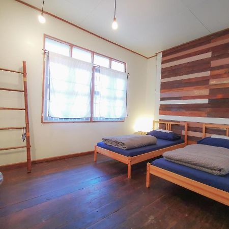 Pickbaan Hostel Ламфун Екстериор снимка