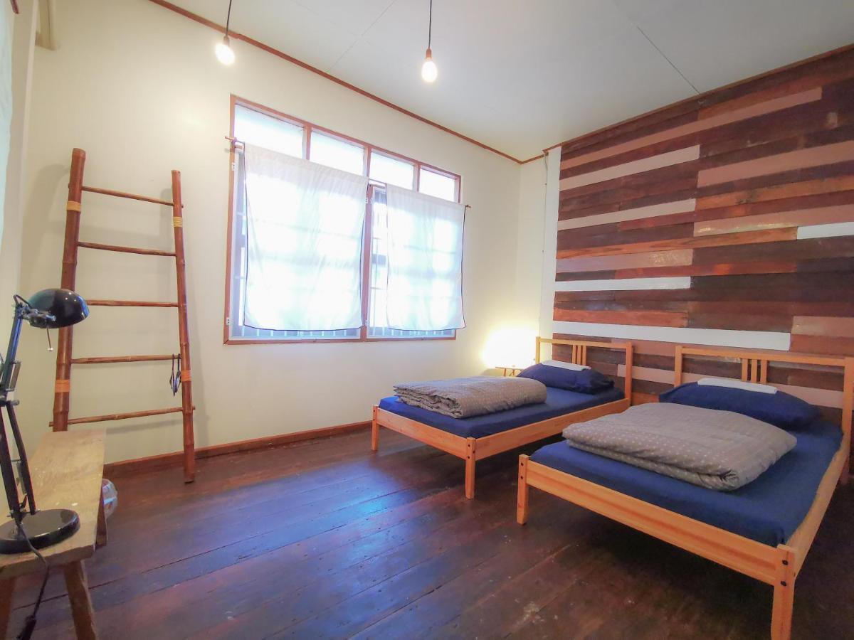 Pickbaan Hostel Ламфун Екстериор снимка