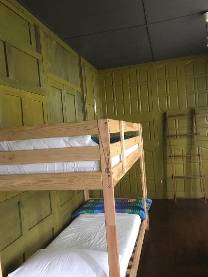 Pickbaan Hostel Ламфун Екстериор снимка