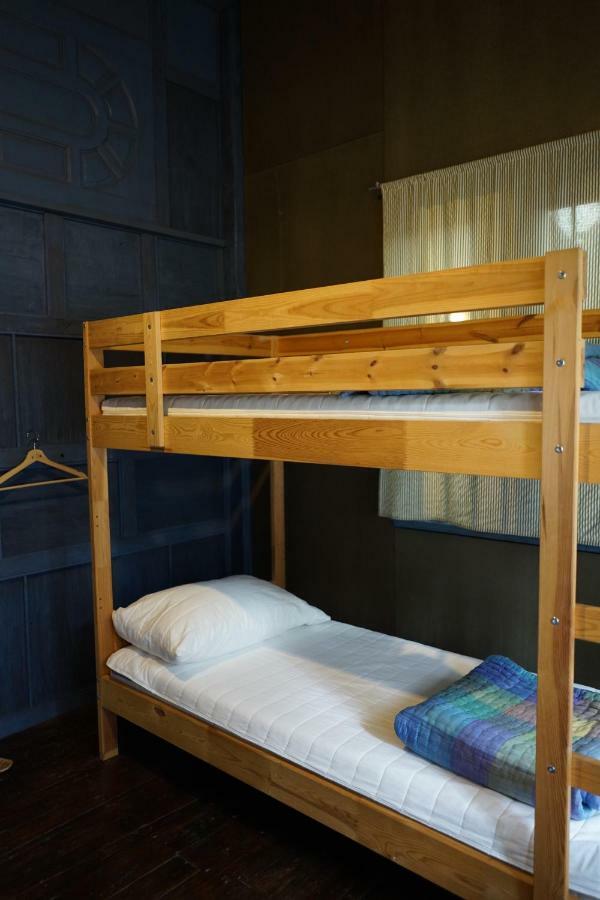 Pickbaan Hostel Ламфун Екстериор снимка