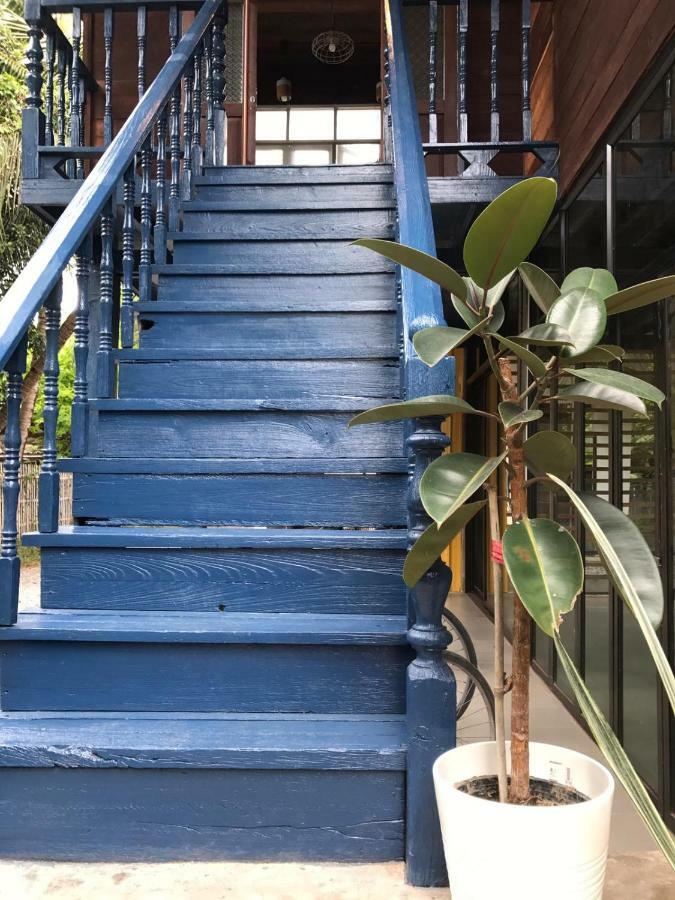 Pickbaan Hostel Ламфун Екстериор снимка
